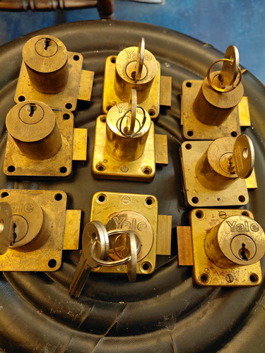 Yale brass cupboard - brass,